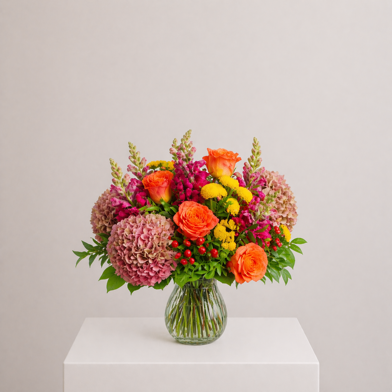Warmer Blumenstrauß in Gelb, Orange und Apricot