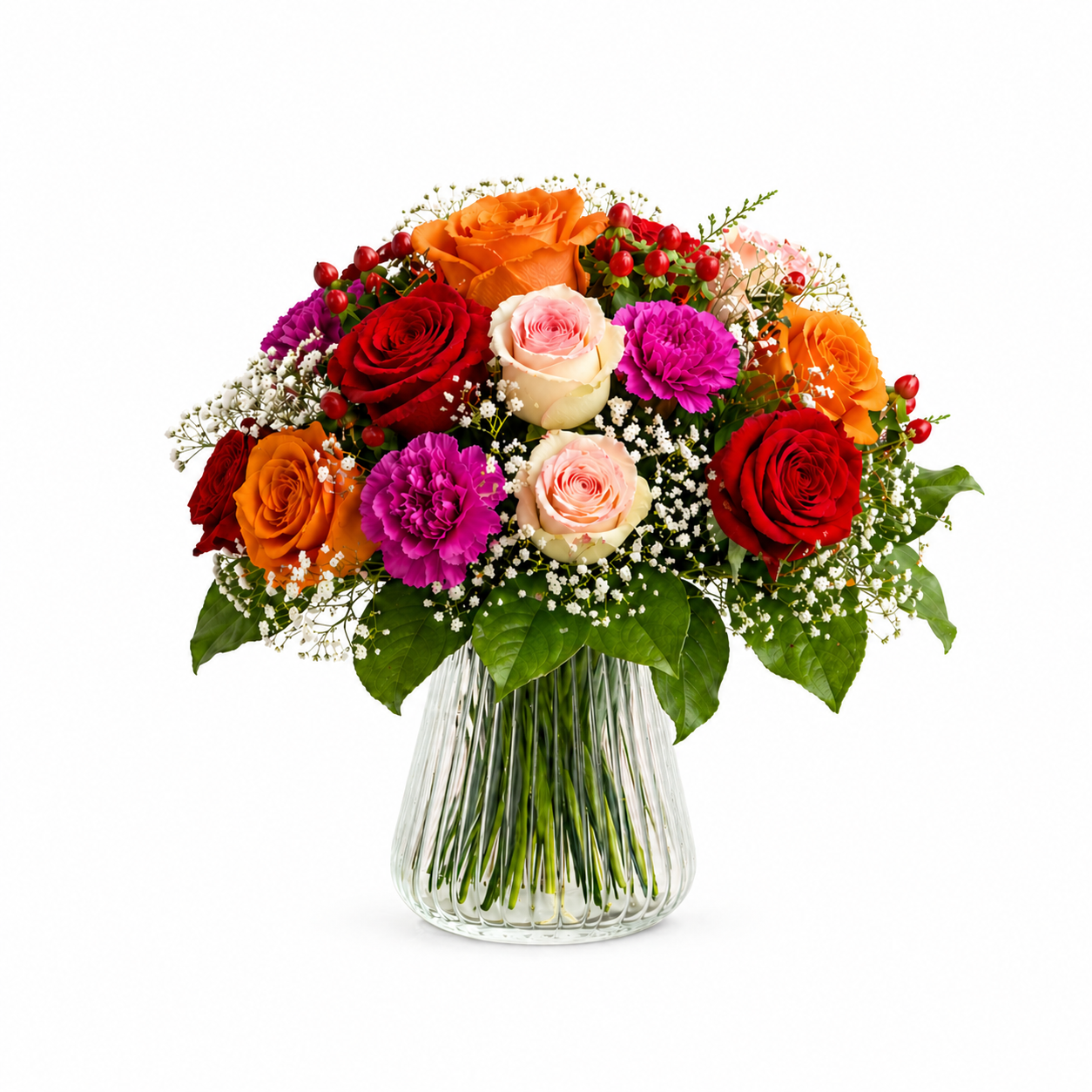 Fröhlicher Blumenstrauß mit Rosen, Nelken und Schleierkraut